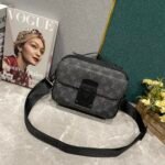 Louis Vuitton S Lock Messenger Gray Monogram 22Cm - Image 10