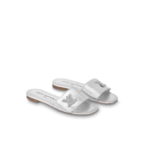 xr:d:DAFlwUe568M:3,j:6962958380013334312,t:23061401 Louis Vuitton Shake Flat Mule Silver 1Ab2Qz - Image 1