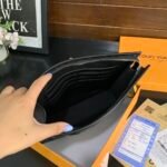 Louis Vuitton Discovery Pochette Clutch Monogram Eclipse Black 26Cm - Image 8