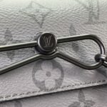 [Super Vip 1:1] Louis Vuitton Steamer Wearable Wallet Monogram Eclipse Reverse Turquoise 18Cm M11496 - Image 7