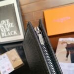 Louis Vuitton Voyage Mm Pochette Black 26Cm M30450 - Image 7