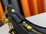 Louis Vuitton Loop Baguette Bag Black 23Cm M22591 - Image 4