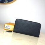Louis Vuitton Zippy Wallet Mahina Leather Black 19Cm M61867 - Image 7