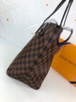Iconic Set: Louis Vuitton Damier Ebene Neverfull Gm And Zippy Wallet Damier - Image 5