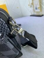 Louis Vuitton Trio Messenger Bag Damier Canvas Black 25Cm N50017 - Image 4