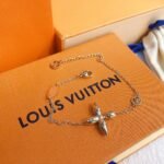 Louis Vuitton Louisette Bracelet Gold M00372 - Image 2