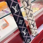 Louis Vuitton Lv Croisillon Bandeau Silk Black 120Cm - Image 2