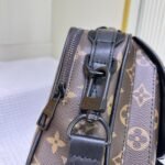Louis Vuitton Quest Messenger Brown 18Cm M46973 - Image 6
