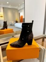 Louis Vuitton Trinity Boot Monogram And Black - Image 3