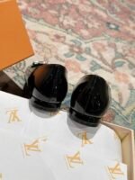 Louis Vuitton Madeleine Flat Black - Image 3