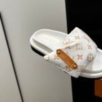 Louis Vuitton Pool Pillow Flat Comfort Mule Sandals Beige 1Acjza - Image 6