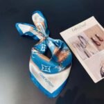 Louis Vuitton Straps Square Scarf Blue - Image 5