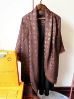 Louis Vuitton So Shine Monogram Shawl M71548 - Image 4