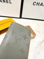 Louis Vuitton Brazza Wallet Grey 19Cm - Image 3