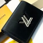 Louis Vuitton Twist Compact Wallet Black 12Cm M64414 - Image 4