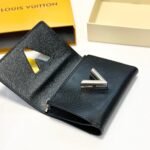 Louis Vuitton Twist Compact Wallet Black 12Cm M64414 - Image 7