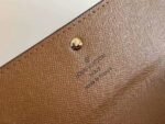 Louis Vuitton Emilie Wallet Monogram Canvas 19Cm - Image 2