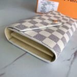 Gift Set: Louis Vuitton Graceful Pm Damier Azur And Sarah Wallet Damier Azur - Image 8