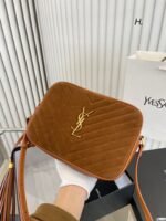 Saint Laurent Lou Camera Bag In Quilted Suede And Smooth Leather 23Cm 7152321S7R77761 - Image 4