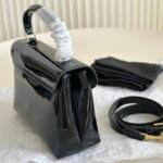 Celine Teen Nino Bag In Patent Black 20Cm 118113Fyj 38No - Image 6