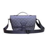 Louis Vuitton Montsouris Monogram Messanger Bag Black 34Cm