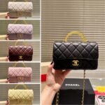 Chanel Wallet On Chain And Resin With Gold Tone Metal Black 20Cm - Image 4