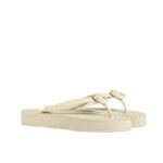 Gucci Women’S Chevron Thong White 655463 J8710 9022