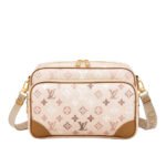 Louis Vuitton Nil Monogram Beige 27Cm