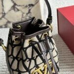 Valentino Mini Vlogo Signature Bucket Bag In Toile Iconographe Brown 22Cm 5W2P0Z44Vri 6Zn - Image 3