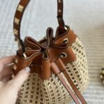 Valentino Rockstud Woven Bucket Bag Brown 19Cm - Image 7