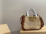 Valentino Garavani Vlogo Signature Handbag With Raffia Embroidery 22Cm - Image 8