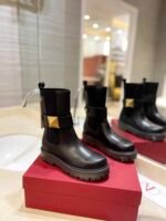 Valentino Garavani One Stud Beatle Boot In Calfskin Black - Image 9