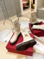 Valentino Garavani One Stud Beatle Boot In Calfskin Light Ivory 2W2S0Fy1Kum I16 - Image 6