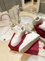 Valentino Garavani Freedots Low Top Sneaker In Calfskin White 4Y2S0H43Rdg 0Bo - Image 6