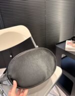 Saint Laurent Panier Medium In Vinyl And Shiny Leather Black 28Cm 773697Fac0X3055 - Image 9