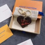 Louis Vuitton Monogram Fall In Love Heart Key Holder Bag Charm Brown M00462 - Image 3