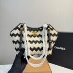 Chanel Small Shopping Bag Braided Straw And Gold Tone Metal Beige And Black 20Cm - Image 3
