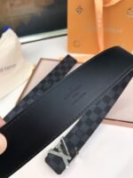 Louis Vuitton Lv Ceinture Initiales Reversible Silver 4Cm - Image 3