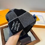 Louis Vuitton Damier Heritage Beanie Black And Grey M92737 - Image 5