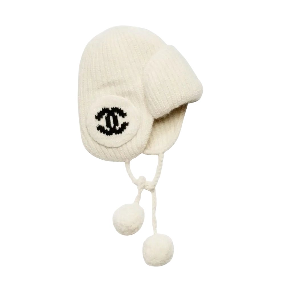 thumnail-41 Chanel Cashmere Beanie Creme - Image 1